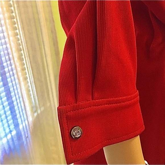 VIBRANT RED ST. JOHN COAT IN LIKE NEW CONDITION - Picture 6 of 9